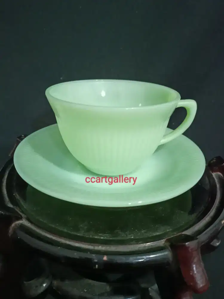 Cangkir teh lawas fireking Usa Jadeitte/ JADE