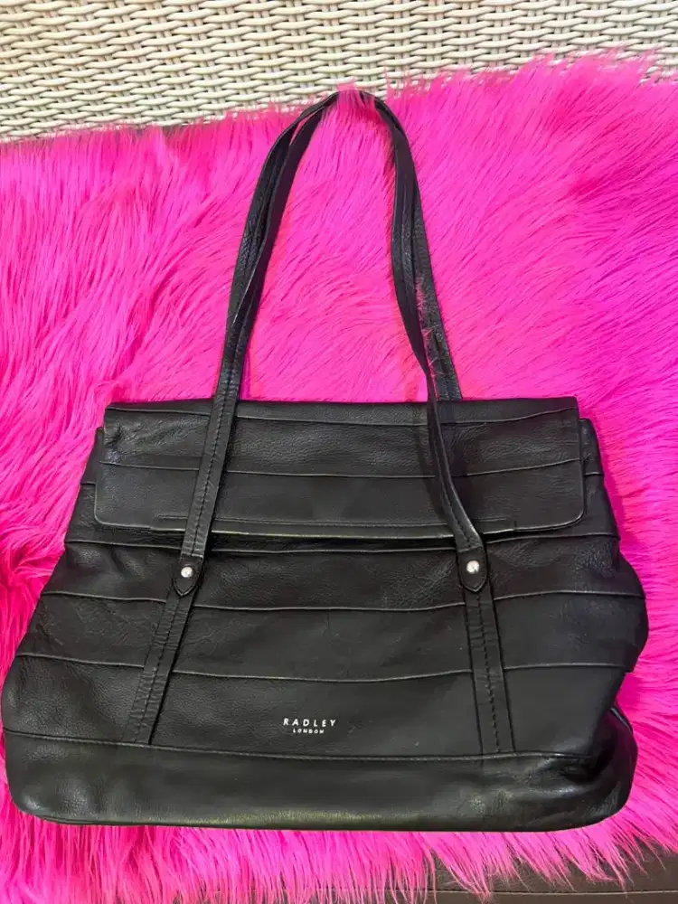 Dijual tas kulit asli merek Radley london