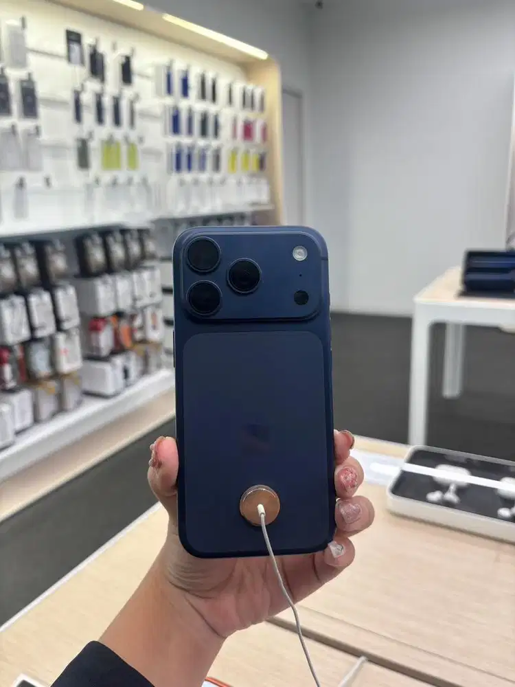 Cicilan 0% iPhone 17 pro 128GB bebas 2 kali angsuran