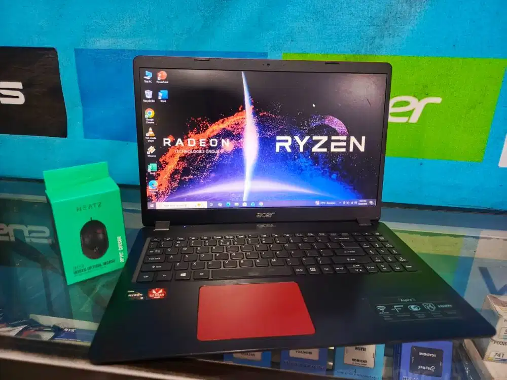Acer a315-42 Ryzen 3 Ram 12 Gb SSD+HDD Ukuran lebar tipe slim