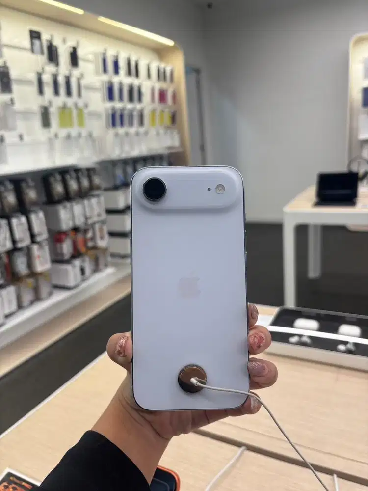 Cicilan 0% iPhone Air 256GB bebas 2 kali angsuran