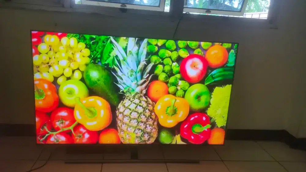 Smart tv Samsung Qled 55 inch with one connect minus garis