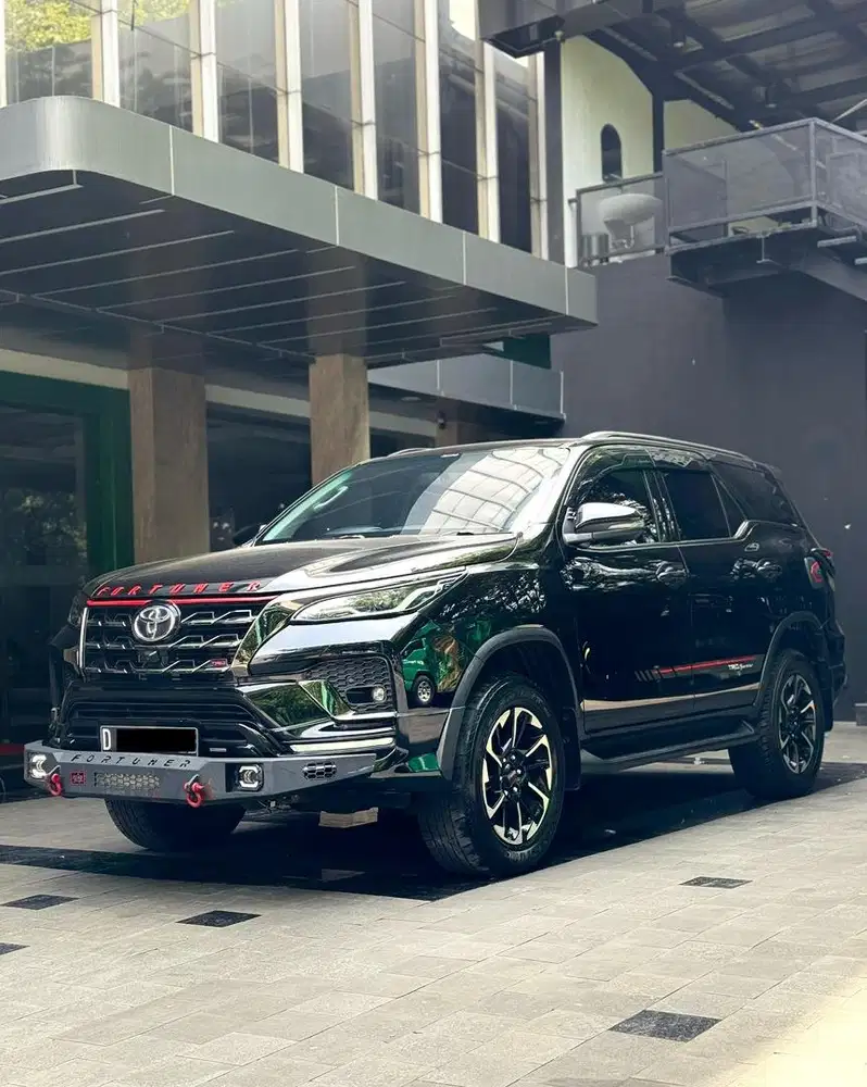 Toyota Fortuner TRD 2.4