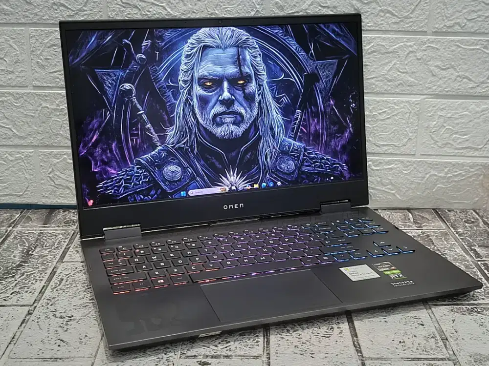 HP Omen 15-en1029Ax  RAM 16GB SSD 512GB RtX 3060 Gaming