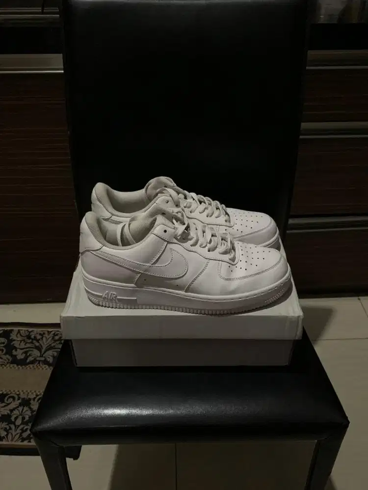 Nike Air Force 1 07 White