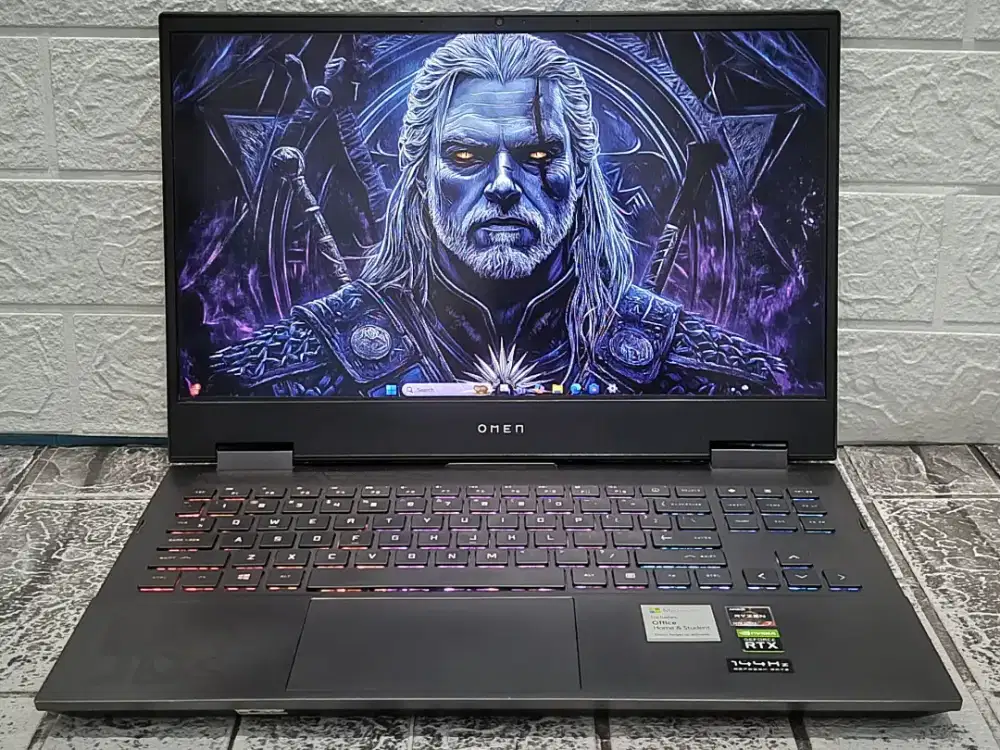 HP Omen 15-en1029Ax  RAM 16GB SSD 512GB RtX 3060 Gaming