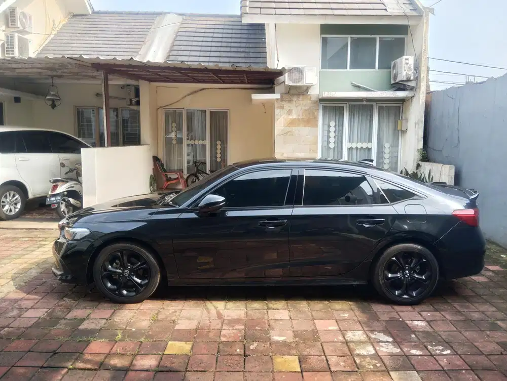 Honda Civic 2023 Bensin
