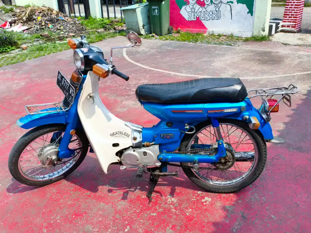 1975 Yamaha v75