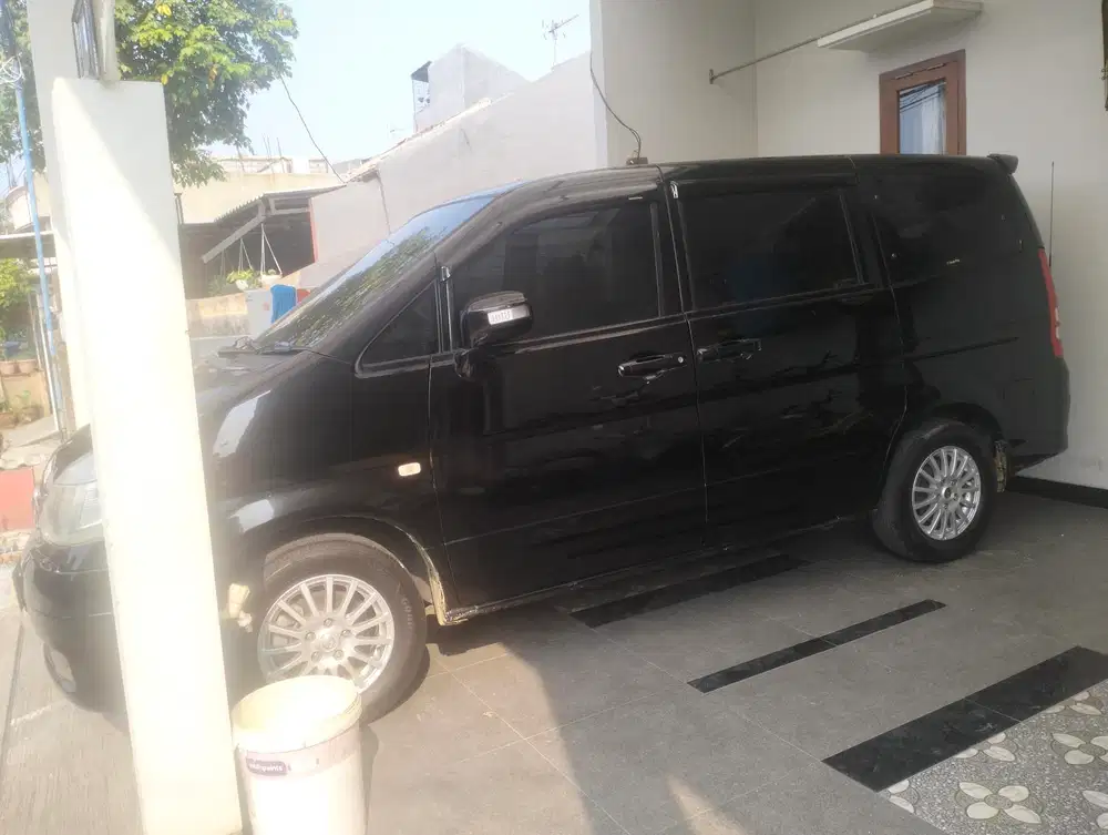Nissan Serena 2008 Bensin