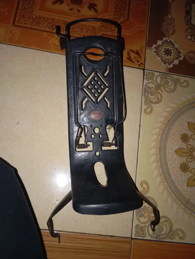 Rak tengah Honda karisma