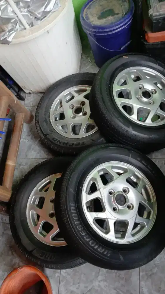 Velg Copotan Karimun Wagon R13+Ban Bridgestone 175 70 R13
