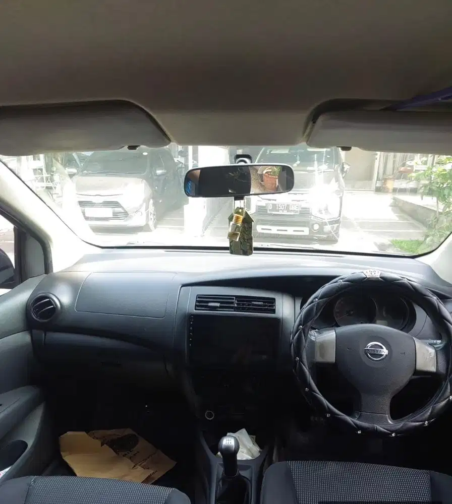 Nissan Grand livina 2011 Bensin