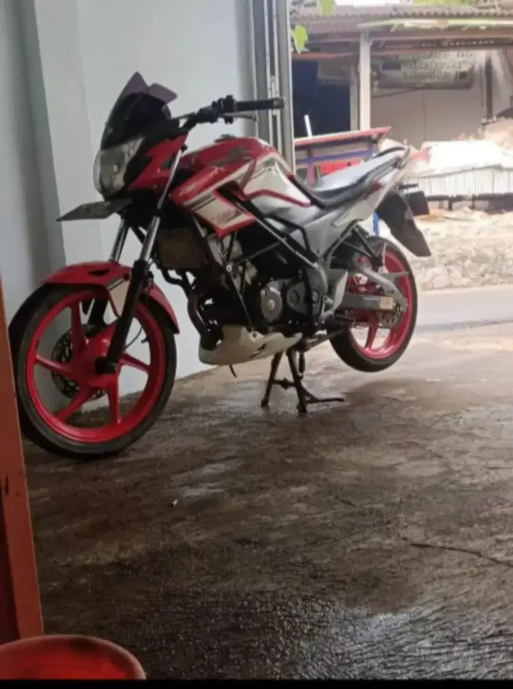 Honda cb150r limited edotion