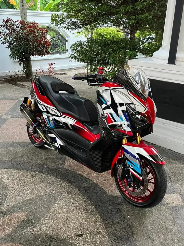 Yamaha xmax connected abs