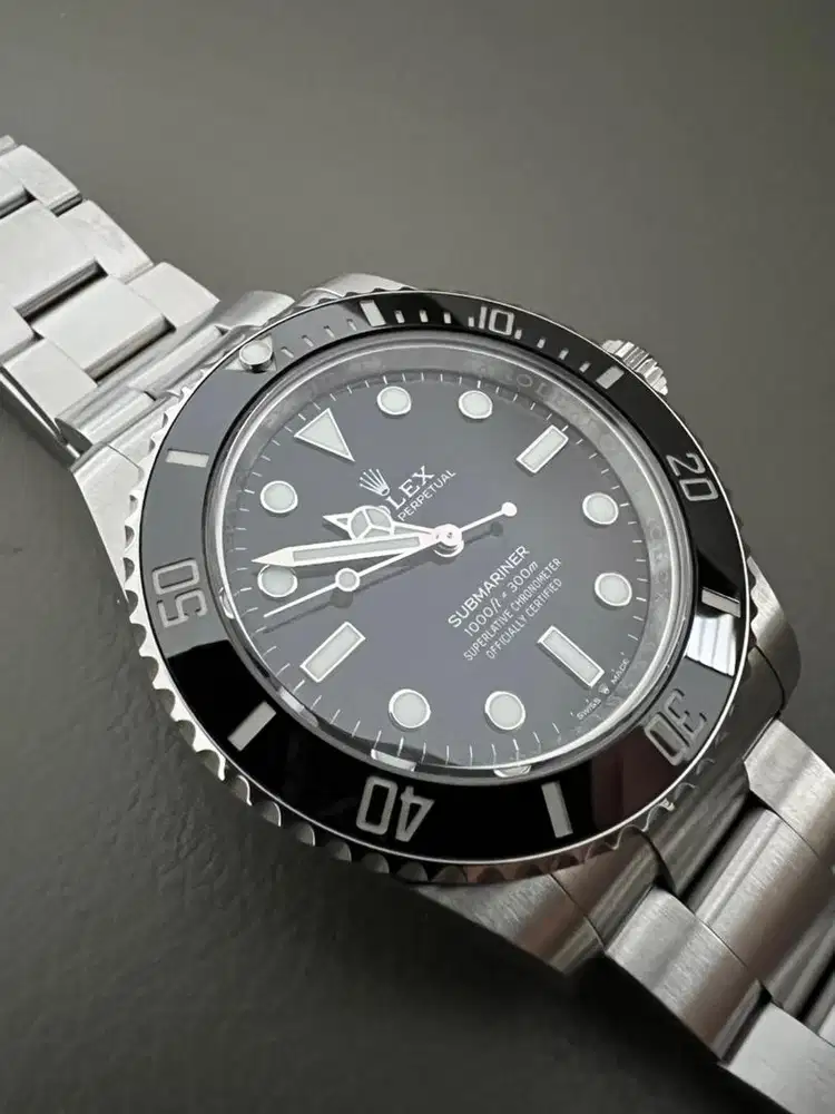 Rolex Submariner No Date 41mm 124060