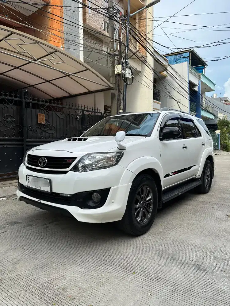 Toyota Fortuner VNT TRD 2014 AT