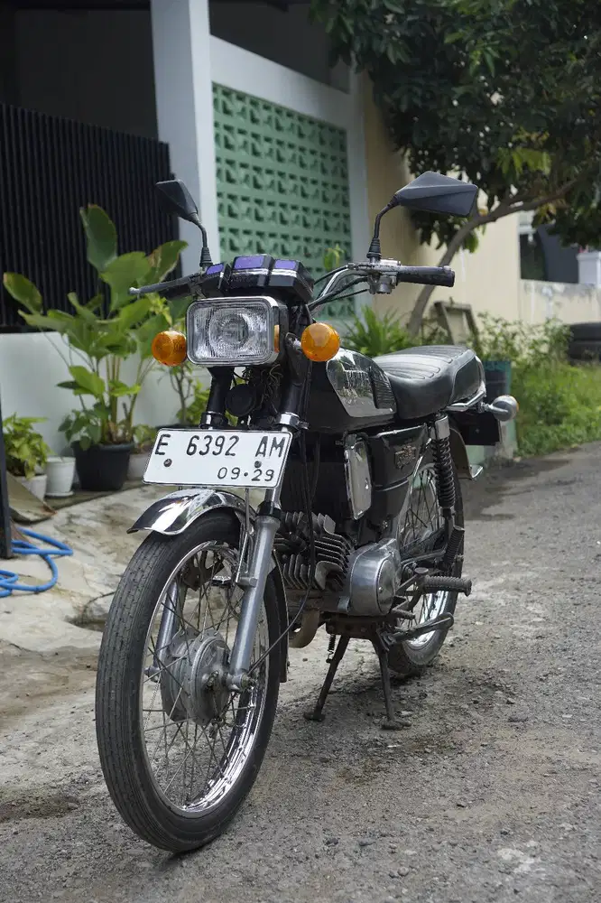 Yamaha L2S super pajak hidup  motor antik klasik kuno bukan L2g
