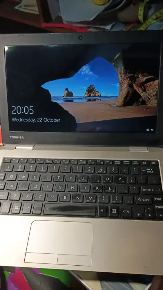 Laptop Toshiba Satellite L15-B1330