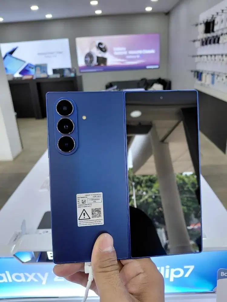 SAMSUNG Z FOLD 7