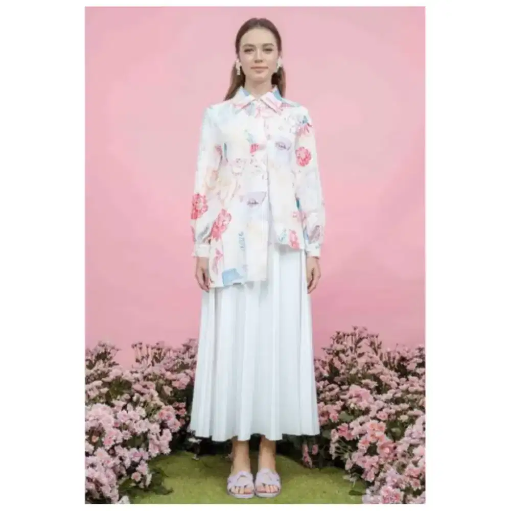 Wearing klamby blouse