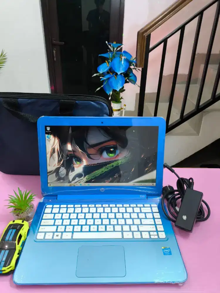 HP Stream 13 Blue Edition SSD Windows 10 Siap Pakai