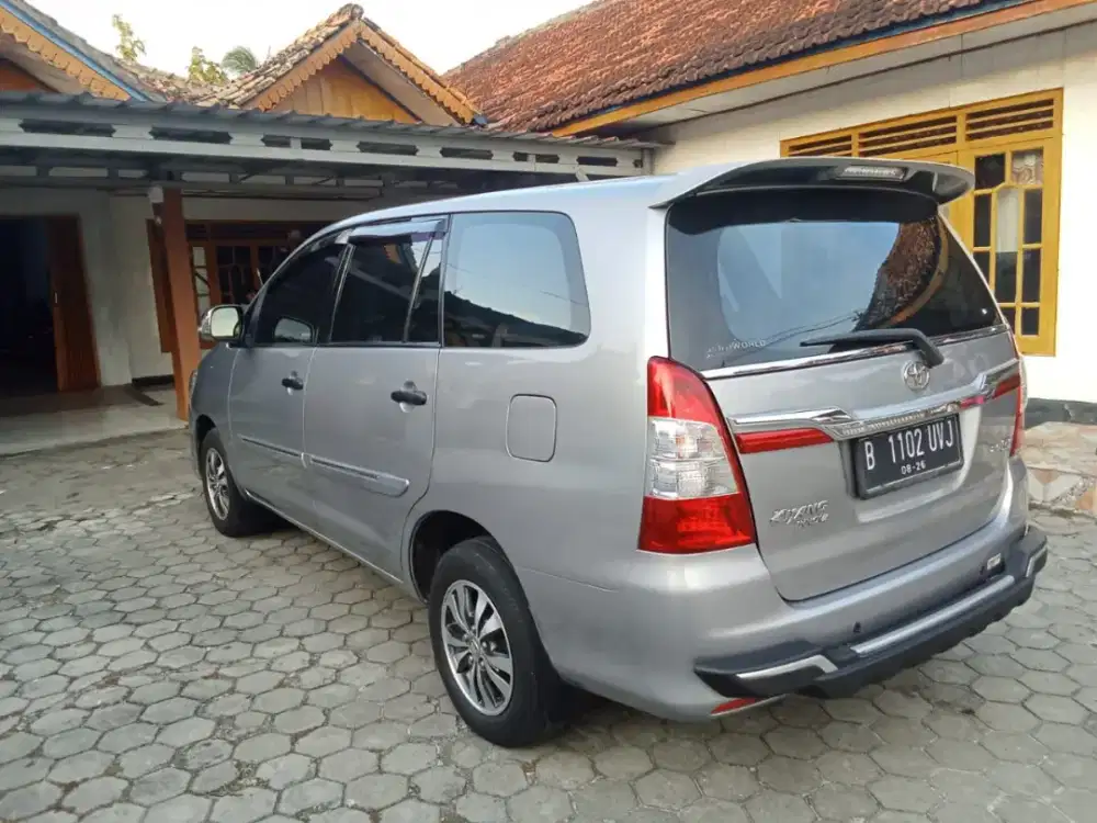 dijual mobil simpanan