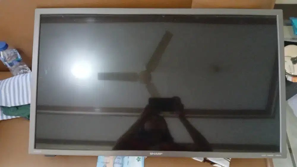 TV LED Sharp 32 inch