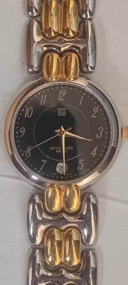 Jam Givenchy, Kalender, Kolpri, Akurat, Mulus Banget, Pejaten Timur