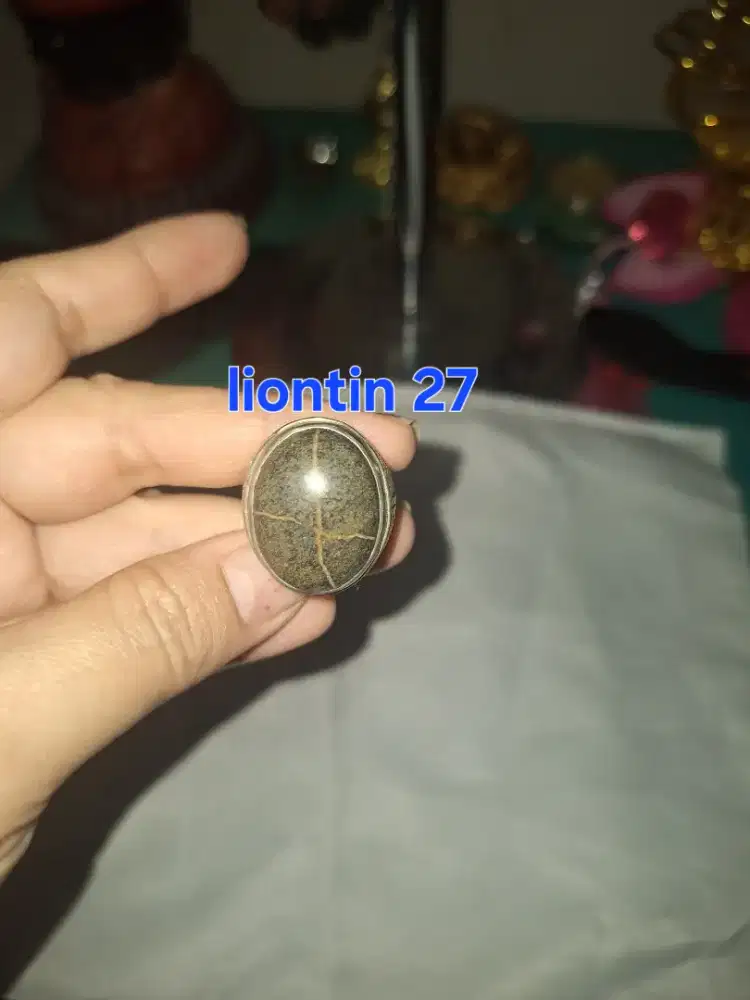 Batu cincin tapak jalak 
Hitam garis perak 
Liontin27 Ring perak alpac