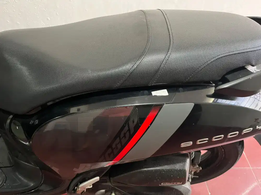 Scoopy bawaannya CBS idling stop