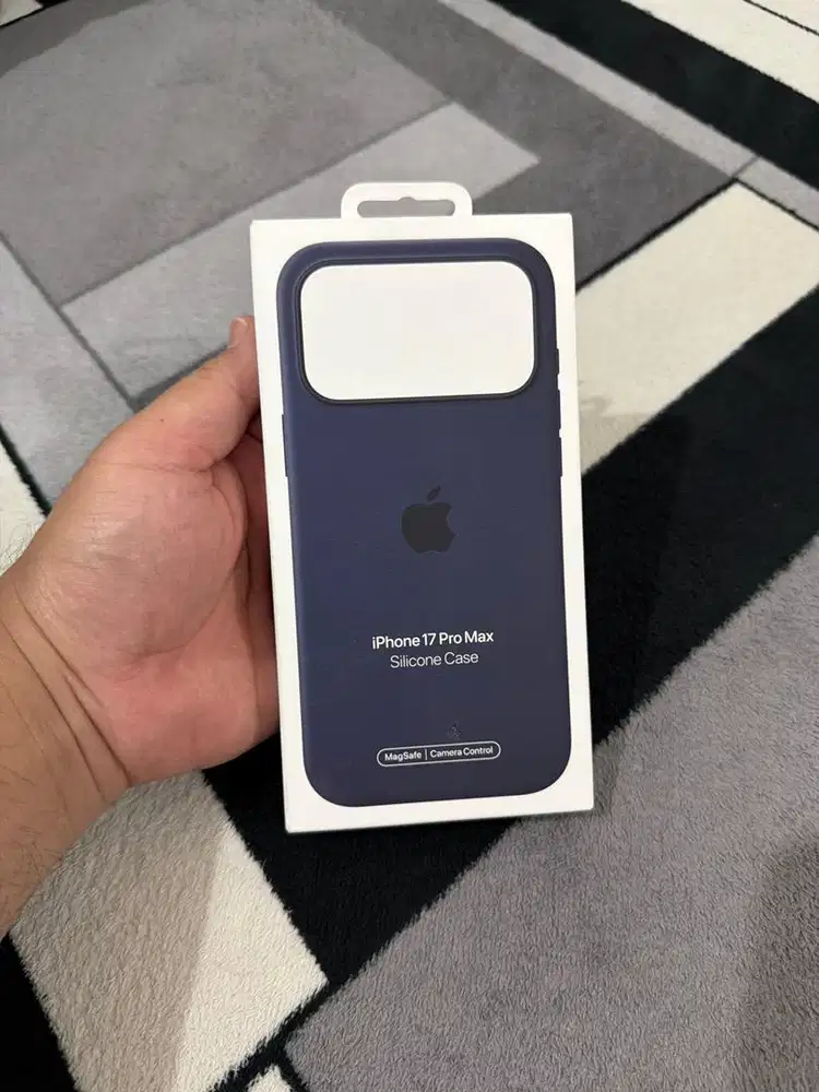 Case Silicone Iphone 17 Pro Max
