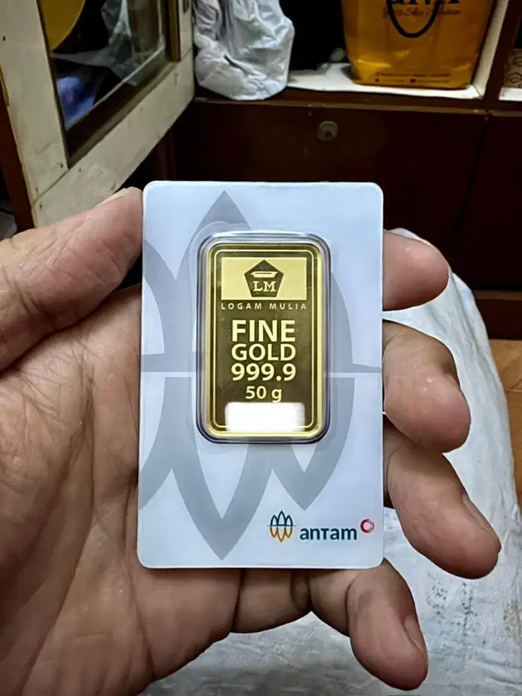 Logam mulia Antam 50 gram