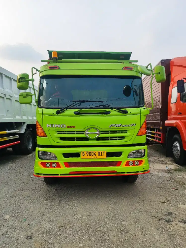 DUMP TRUK HINO FM 260 TI, TRONTON 10 BAN, INDEK 24M³, TH. 2015