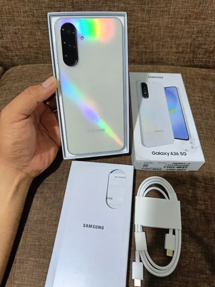 Samsung a36 5g 8/256 like new