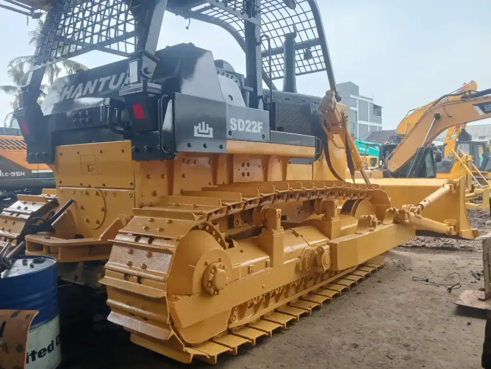 BULL DOZER 2017 ALAT BERAT SHANTUI SD22F