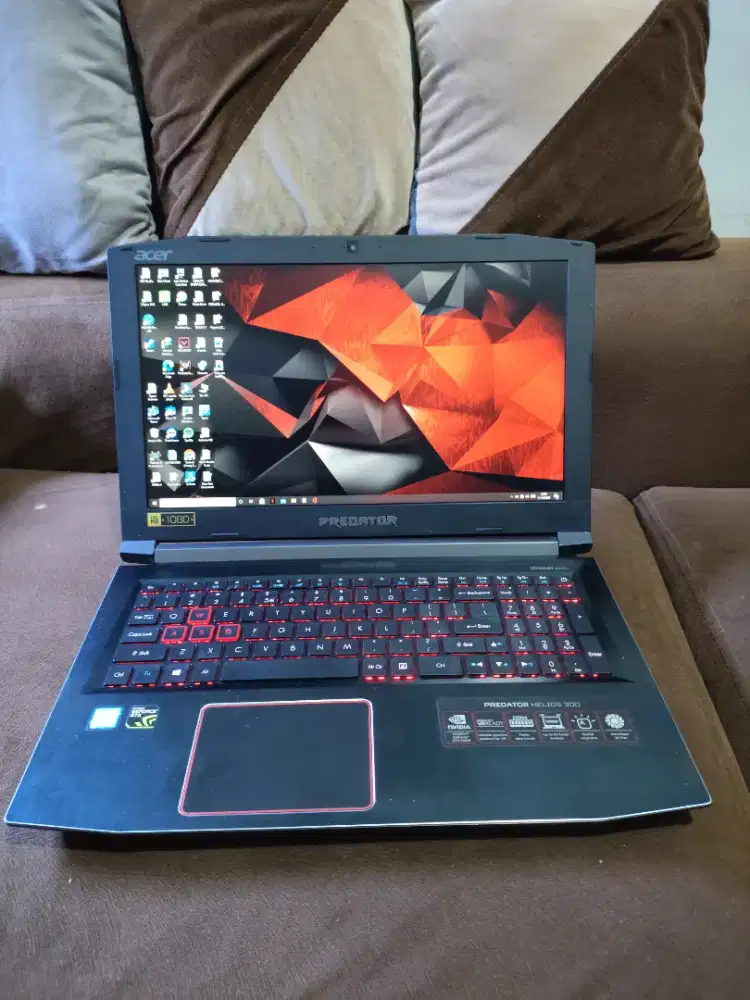 A794 Laptop Acer Predator G3-572 Ram 8gb Double Hardisk core i7 gen7