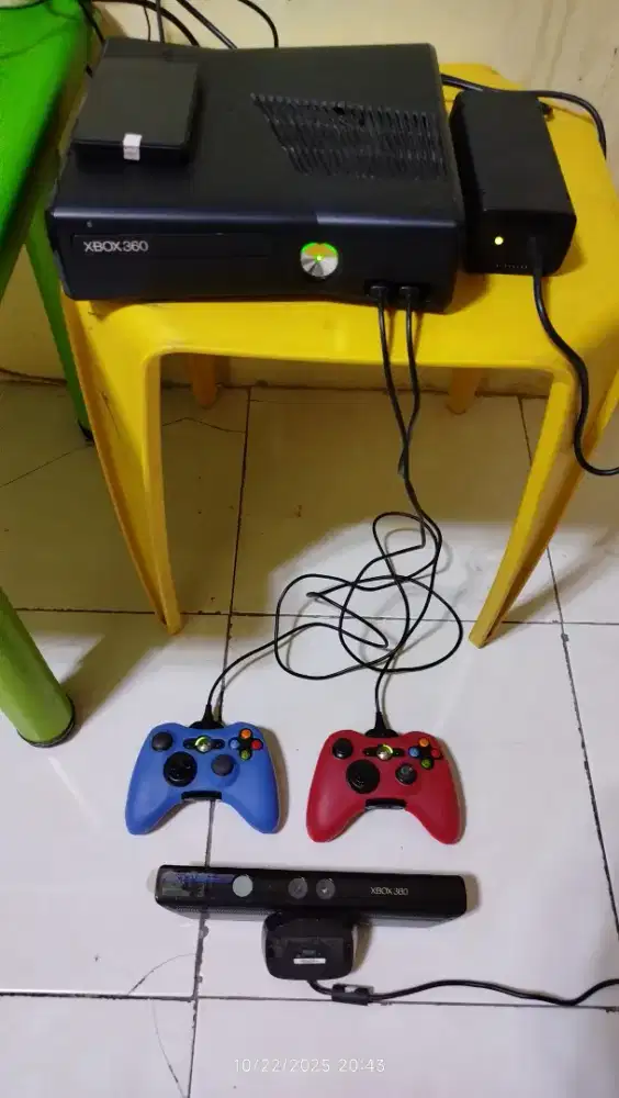 XBOX SLIM S 360 RGH + KINECT