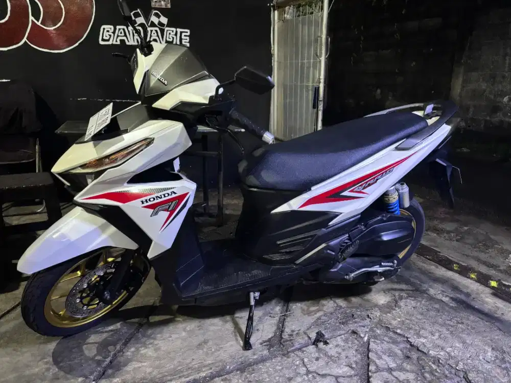 Dijual Vario led old 125 cc 2015