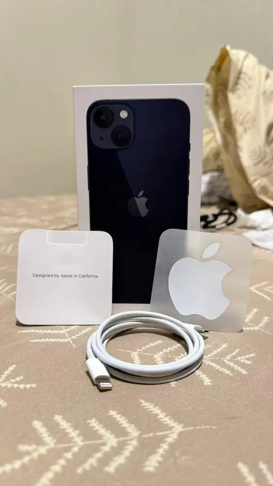 iPhone 13 Midnight 128GB Bekas Ex iBox