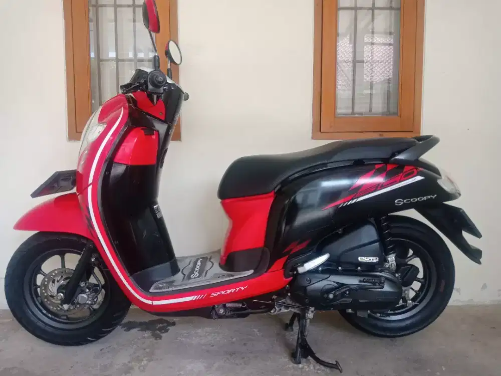 KM 28RB PERAK! NEW SCOOPY SPORTY CBS ISS PAJAK PANJANG FULL ORI MULUS!