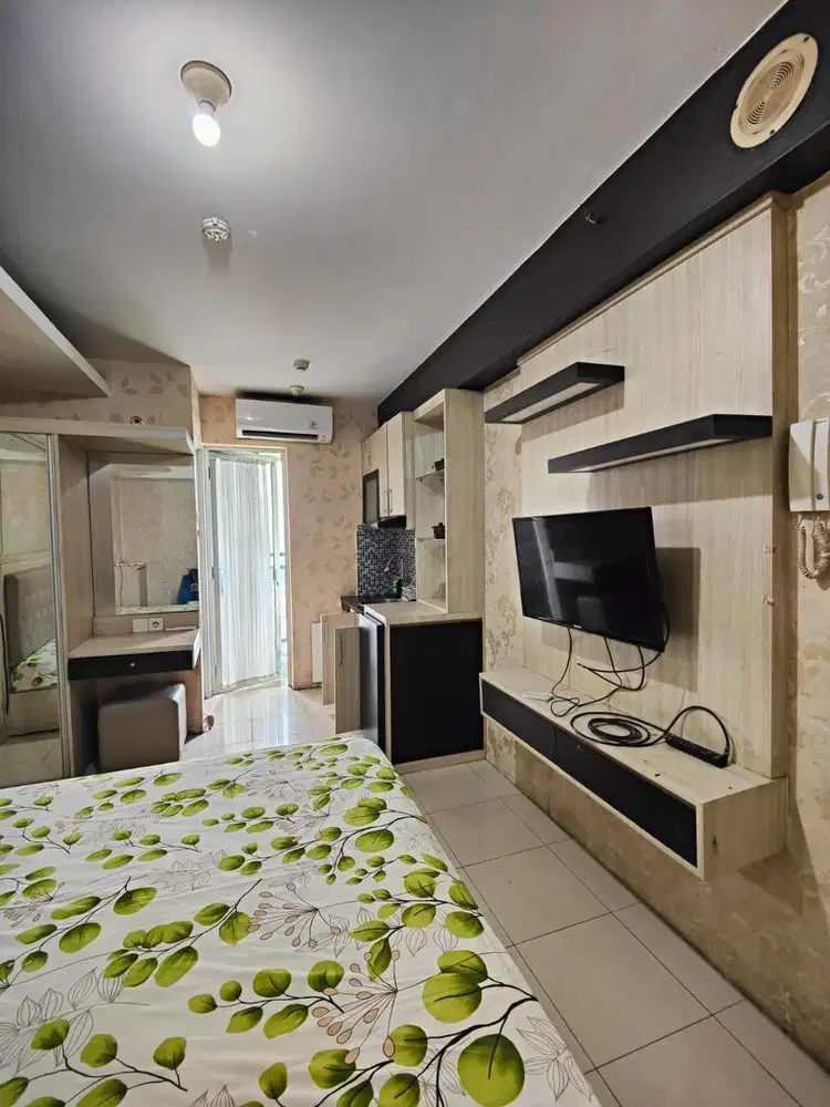 Studio sewa atas mall full furnish apartemen bassura city