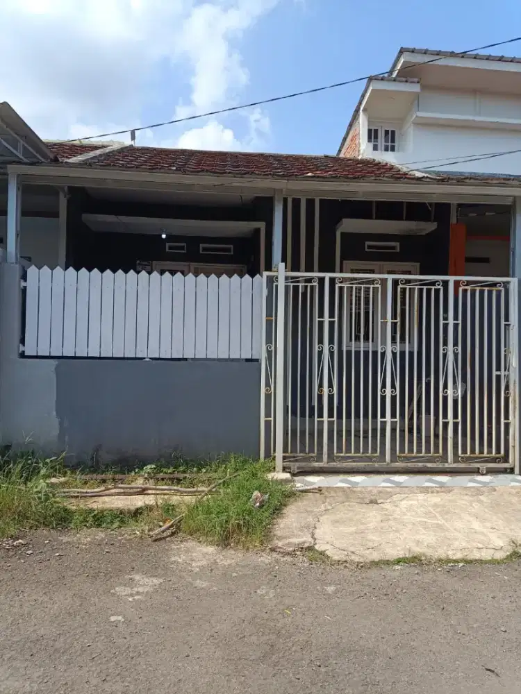 Di kontrakan rumah nyaman akses mudah di sukabumi