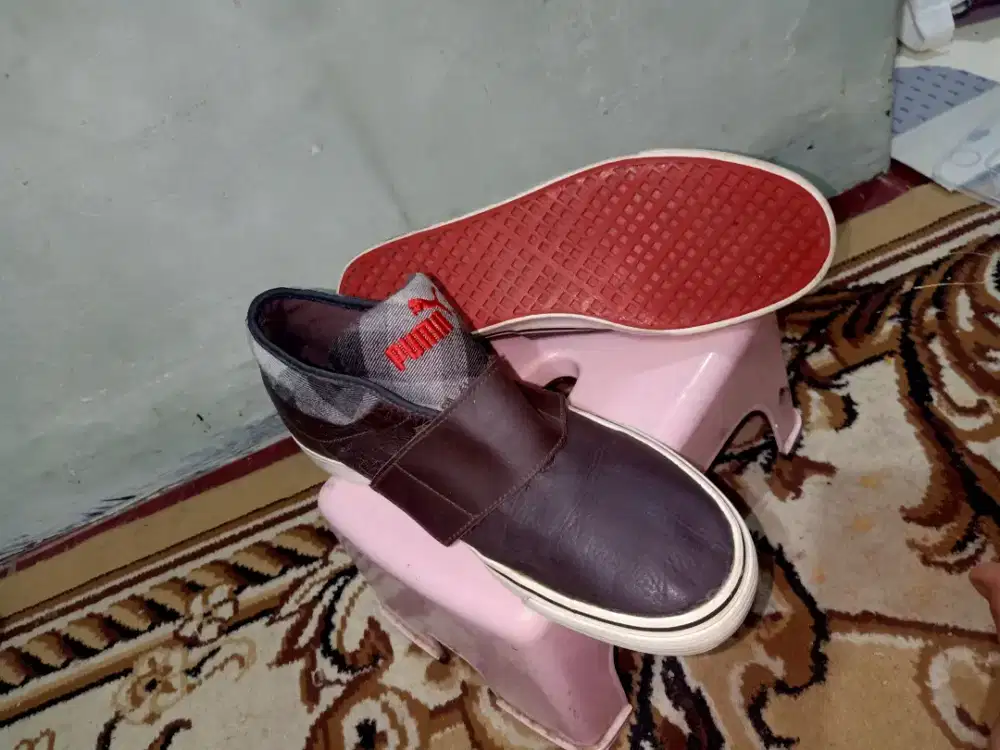 Sepatu casual puma size 43