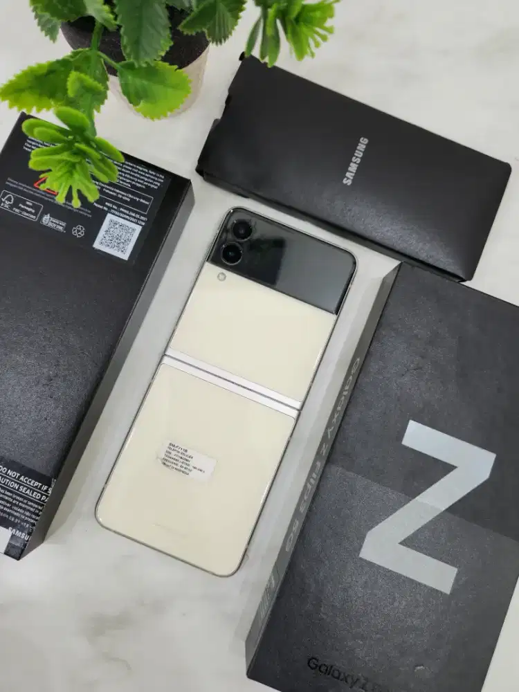 Samsung Galaxy Z Flip 3 5G 8/128 Cream Garansi Resmi ex sein