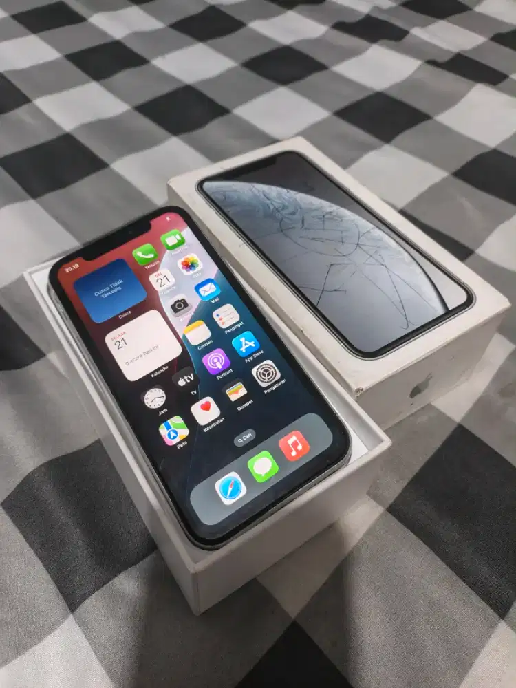 iPhone XR 64gb Kondisi wifi only Ok