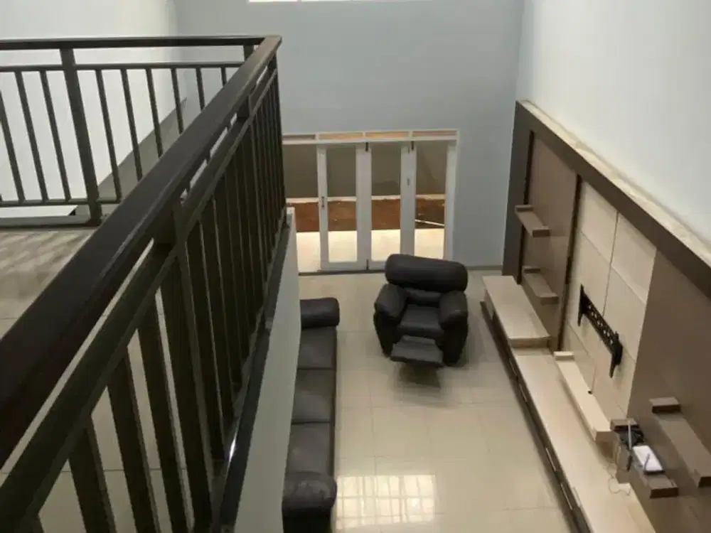 Rumah Semi Furnish di batununggal mulia Bandung 2 lantai full renov