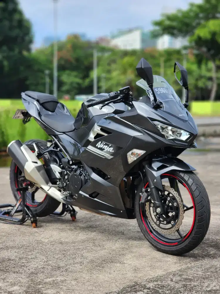 Kawasaki New Ninja 250 FI Mulus