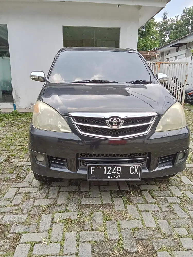 Toyota Avanza 2010 Bensin