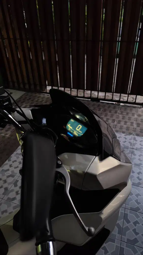 Jual Cepat PCX 160 CBS full variasi part ori lengkap