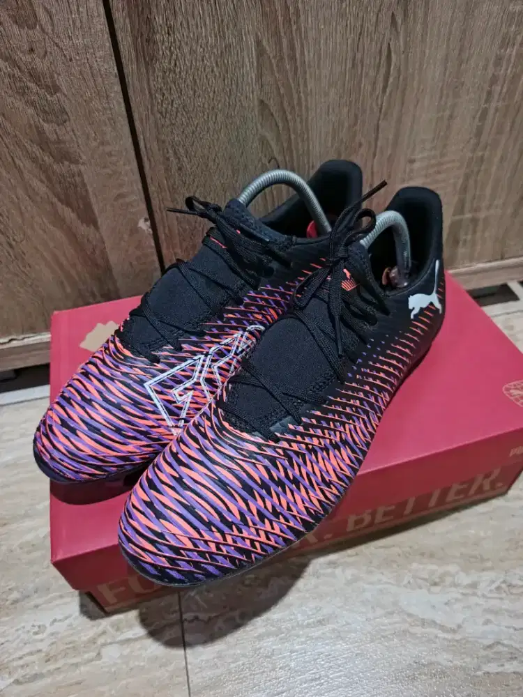 Sepatu sepakbola Original Puma